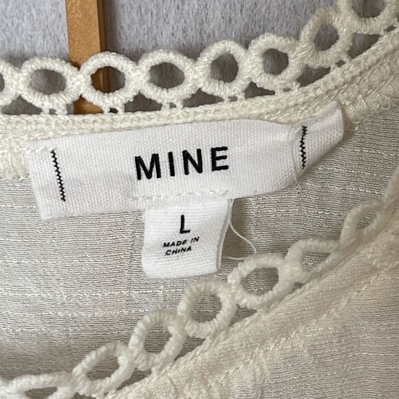 MINE Boho sheer white top embroidered flowers Large - Picture 3 of 6